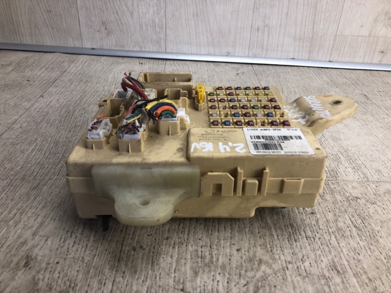 Блок предохранителей салон KIA SORENTO XM 09-14 XM 2.4 G4KE