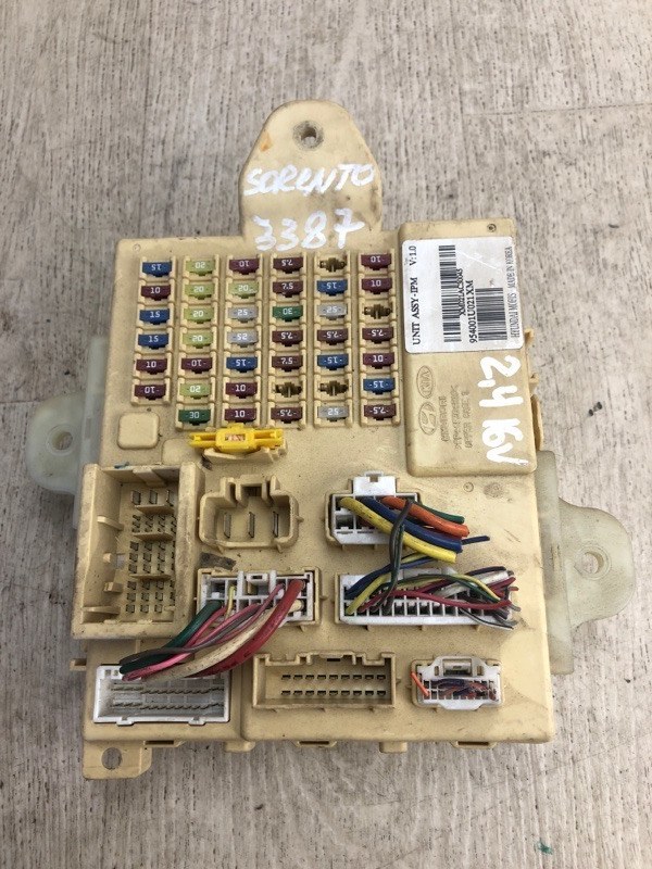 Блок предохранителей салон SORENTO XM 09-14 2009 XM 2.4 G4KE