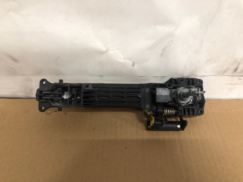 Ручка двери наружная передняя левая SX4 06-13 2008 Седан J20A