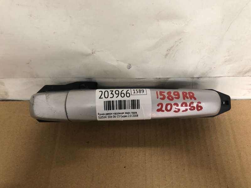 Ручка двери наружная задняя правая SUZUKI SX4 06-13 2008 Седан J20A 82812-63J00-Z2S Б/У