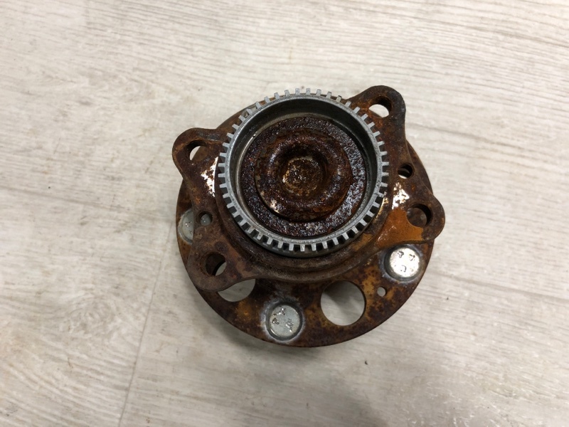 Ступица задняя KIA FORTE YD 12- 2018 BD 2.0 G4NH 52710-3X000 Б/У