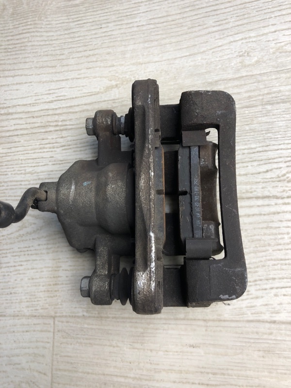 Суппорт тормозной задний правый KIA FORTE/CERATO TD 08-13 TD 2.0 G4KD