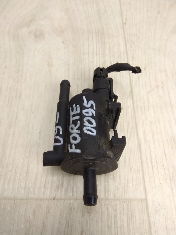 Клапан электромагнитный (вакуумный) KIA FORTE/CERATO TD 08-13 TD 2.0 G4KD