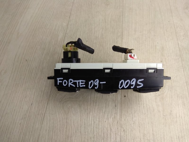 Блок управления печкой FORTE/CERATO TD 08-13 2009 TD 2.0 G4KD