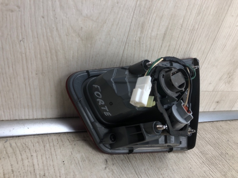 Фонарь внутренний задний левый FORTE/CERATO TD 08-13 2009 TD 2.0 G4KD