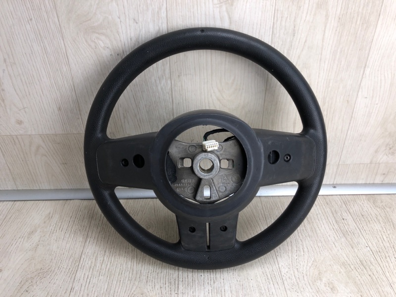 Руль PATRIOT 10-17 2012 MK74 2.4 ED3 Руль PATRIOT 10-17 2012 MK74 2.4 ED3