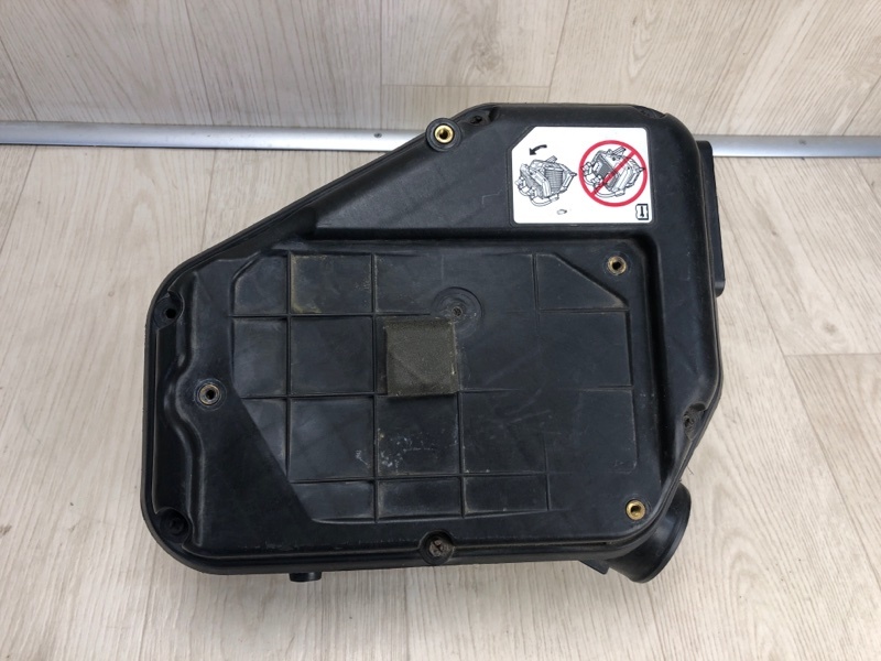 Запчасть корпус воздушного фильтра JEEP COMPASS 06-16 2014 MK49 2.0 ECN 5145596AA Б/У Корпус воздушного фильтра JEEP COMPASS 06-16 2014 MK49 2.0 ECN 5145596AA Б/У