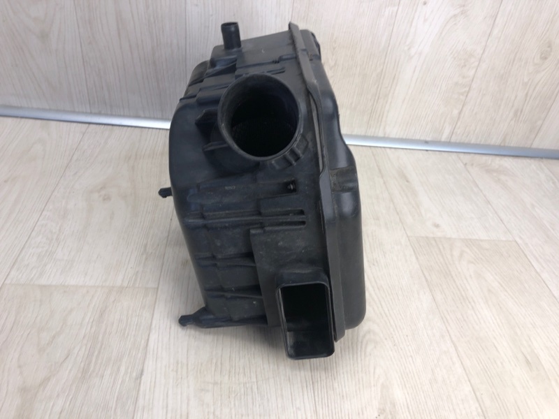 Корпус воздушного фильтра JEEP COMPASS 06-16 MK49 2.0 ECN Корпус воздушного фильтра JEEP COMPASS 06-16 MK49 2.0 ECN