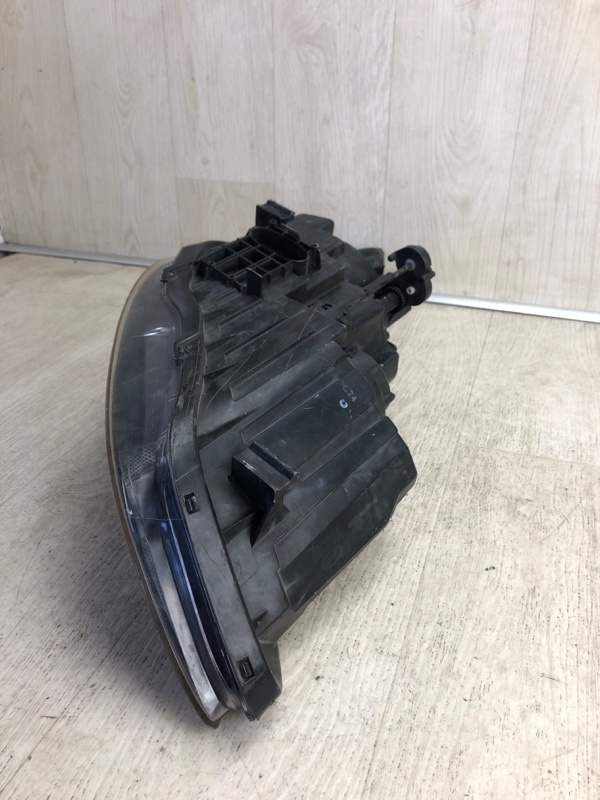 Фара передняя левая ELANTRA MD 10-15 2012 MD 1.8 G4NB