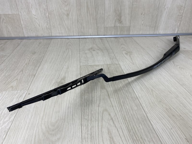 Поводок стеклоочистителя передний правый HYUNDAI ELANTRA AD 16- AD 2.0 G4NH