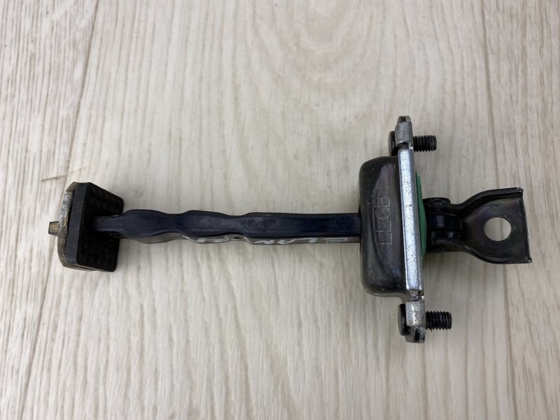 Ограничитель двери передний левый ELANTRA AD 16- 2016 AD 2.0 G4NH