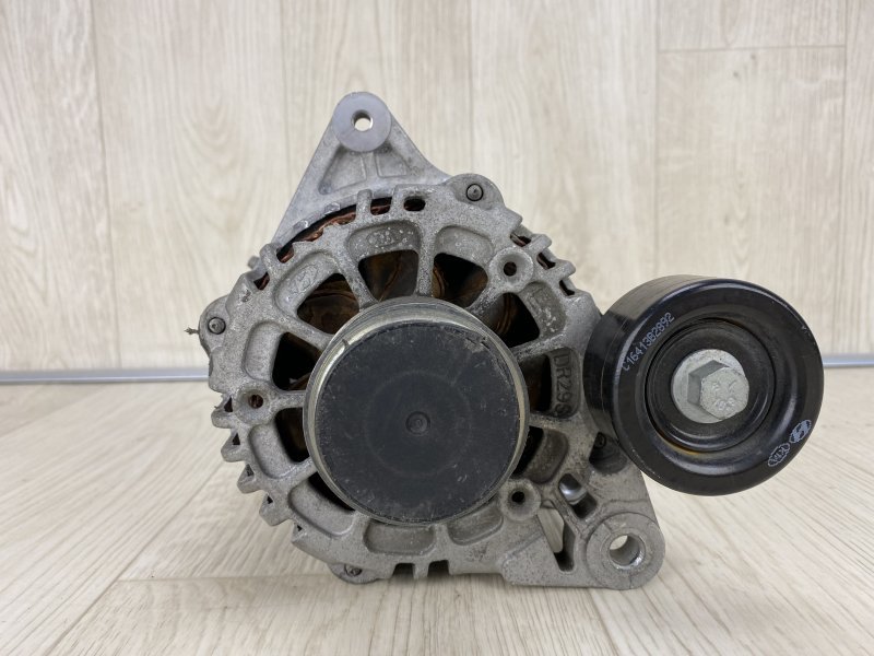 Генератор HYUNDAI ELANTRA AD 16- 2016 AD 2.0 G4NH 37300-2E721 Б/У
