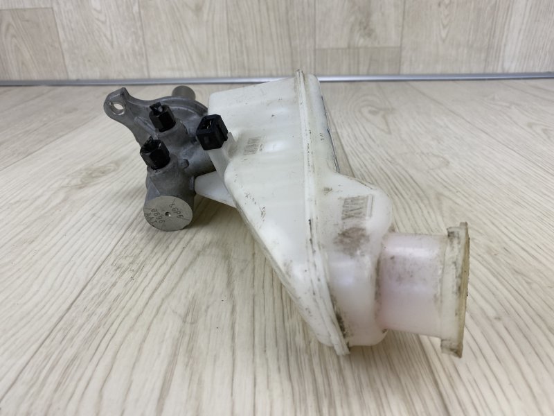 Главный тормозной цилиндр ELANTRA AD 16- 2016 AD 2.0 G4NH