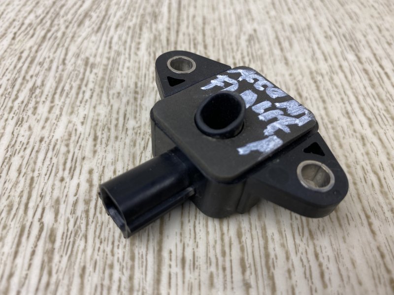 Датчик удара ACCENT RB 10- 2015 RB 1.6 G4FD Датчик удара ACCENT RB 10- 2015 RB 1.6 G4FD