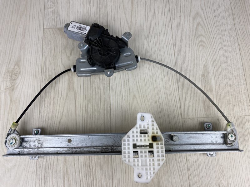 Стеклоподъемник задний правый HYUNDAI ACCENT RB 10- RB 1.6 G4FD