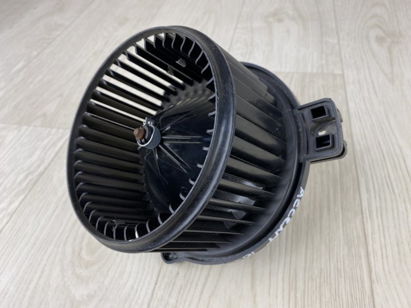 Моторчик печки ACCENT RB 10- 2016 RB 1.6 G4FD