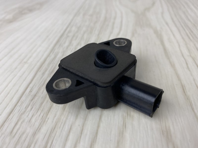 Датчик удара HYUNDAI ACCENT RB 10- 2016 RB 1.6 G4FD 95920-1R200 Б/У