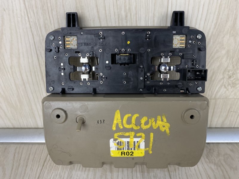 Плафон салона ACCENT RB 10- 2015 RB 1.6 G4FD