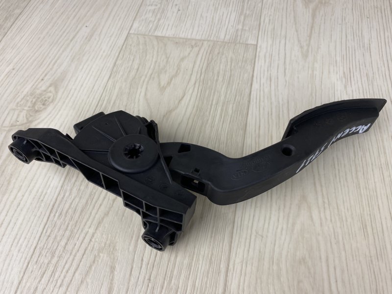 Педаль газа ACCENT RB 10- 2015 RB 1.6 G4FD