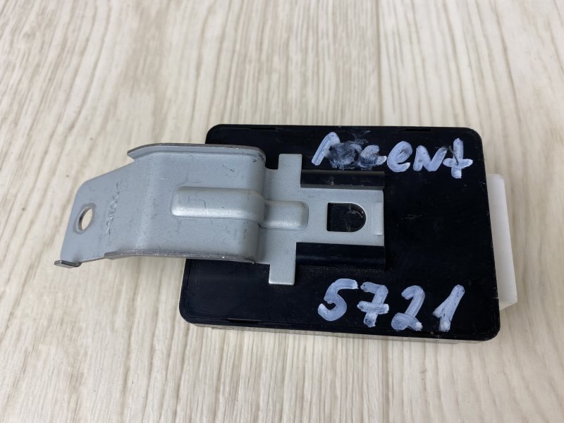 Блок электронный ACCENT RB 10- 2015 RB 1.6 G4FD Блок электронный ACCENT RB 10- 2015 RB 1.6 G4FD