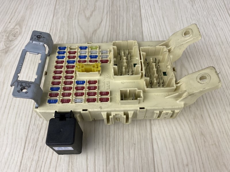 Блок предохранителей салон HYUNDAI ACCENT RB 10- 2015 RB 1.6 G4FD 91951-1R540 Б/У