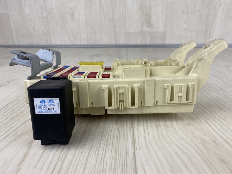 Блок предохранителей салон ACCENT RB 10- 2015 RB 1.6 G4FD