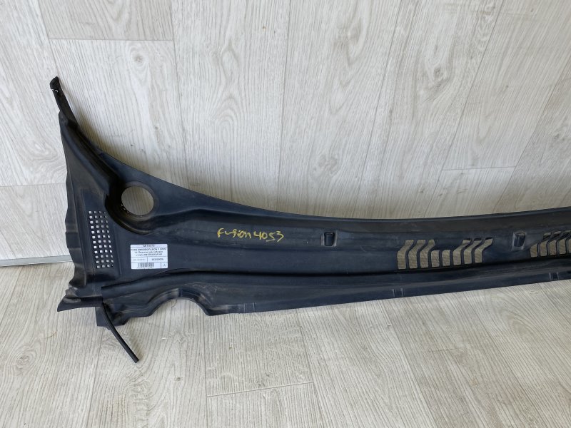 Пластик под лобовое стекло / Жабо FUSION 14- 2015 CD4 1.5 HDTX