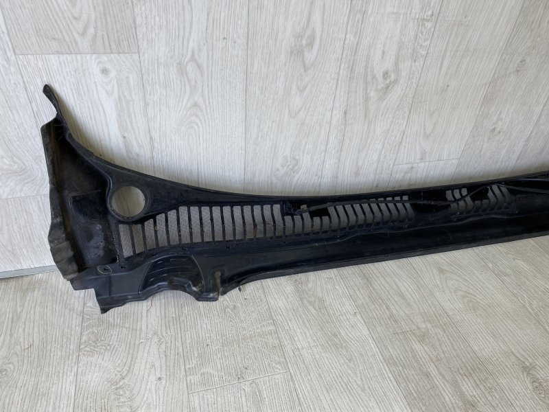 Пластик под лобовое стекло / Жабо FUSION 14- 2015 CD4 1.5 HDTX