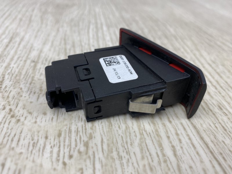 Кнопка аварийной сигнализации FUSION 14- 2015 CD4 1.5 HDTX