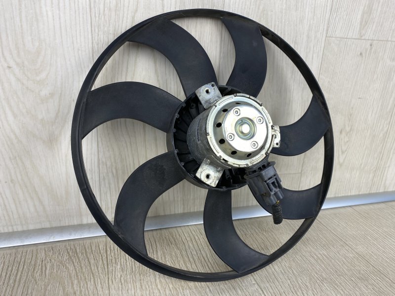 Вентилятор основного радиатора FUSION 14- 2015 CD4 1.5 HDTX