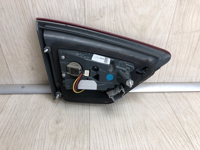 Фонарь внутренний задний правый FUSION 14- 2013 CD4 C20HDTX