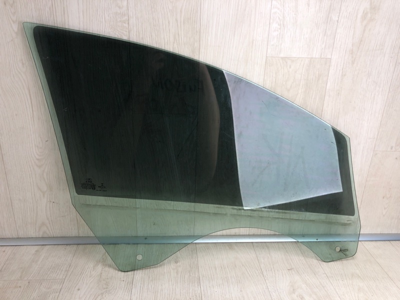 Стекло двери переднее левое FORD FUSION 14- CD4 C20HDTX