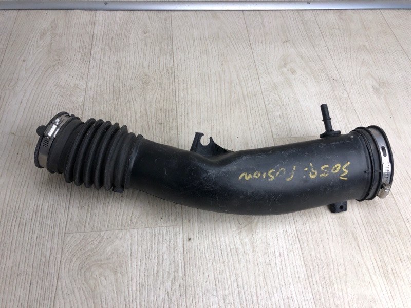 Патрубок воздушного фильтра FORD FUSION 14- 2013 CD4 C20HDTX DS7Z-9B659-F Б/У