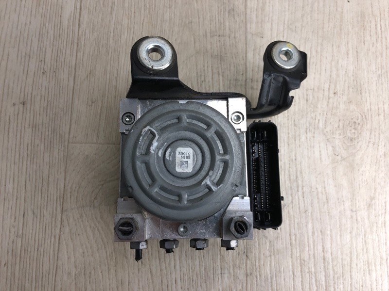Запчасть блок abs FORD FUSION 14- 2013 CD4 C20HDTX DG9Z-2C405-G Б/У Блок ABS FORD FUSION 14- 2013 CD4 C20HDTX DG9Z-2C405-G Б/У