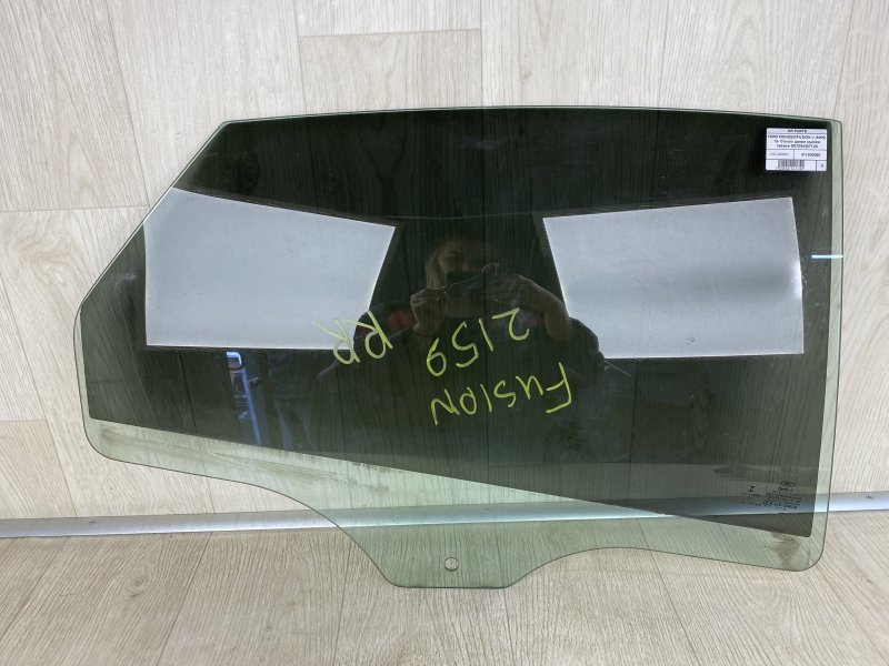 Стекло двери заднее правое FORD FUSION 14- 2014 CD4 C20HDTX DS7Z-5425712-A Б/У