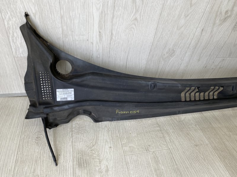 Пластик под лобовое стекло / Жабо FUSION 14- 2014 CD4 C20HDTX