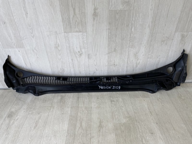 Пластик под лобовое стекло / Жабо FUSION 14- 2014 CD4 C20HDTX