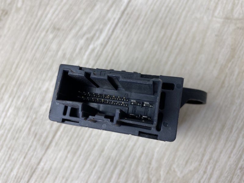 Блок комфорта передний левый FUSION 14- 2014 CD4 C20HDTX