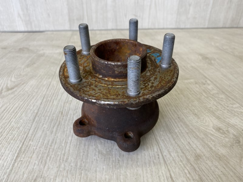 Ступица задняя ESCAPE 12-19 2017 TM2 1.5 M9MA Ступица задняя ESCAPE 12-19 2017 TM2 1.5 M9MA