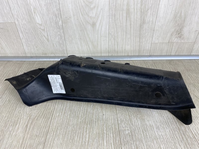 Накладка стойки кузова наружная задняя левая ESCAPE 12-19 2017 TM2 1.5 M9MA