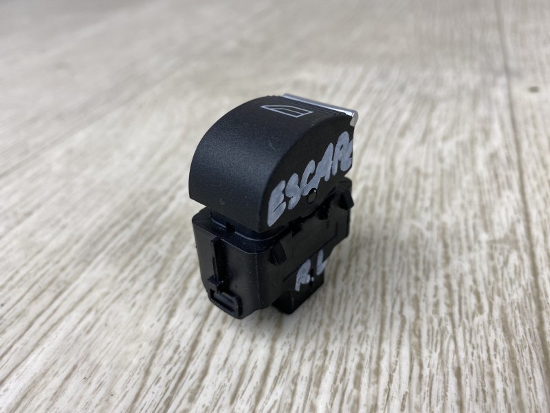 Кнопка стеклоподъемника ESCAPE 12-19 2017 TM2 1.5 M9MA Кнопка стеклоподъемника ESCAPE 12-19 2017 TM2 1.5 M9MA