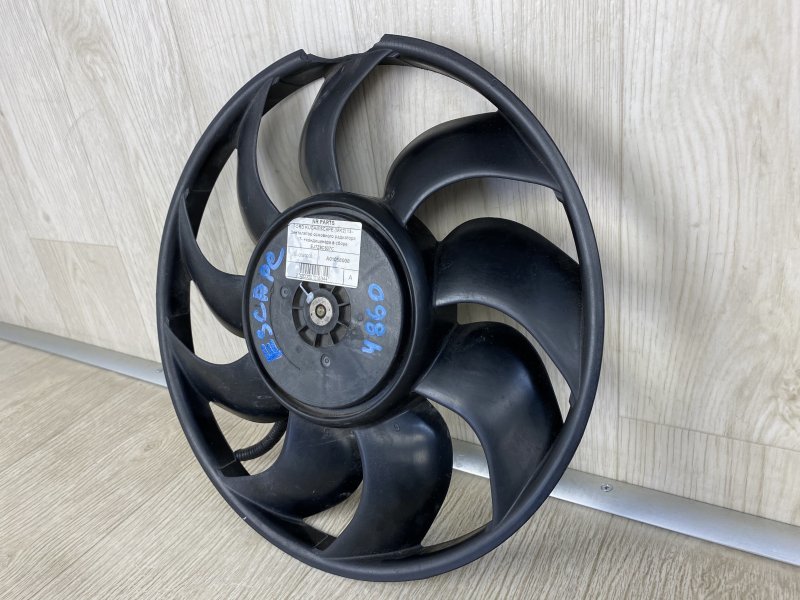 Вентилятор основного радиатора ESCAPE 12-19 2017 TM2 1.5 M9MA