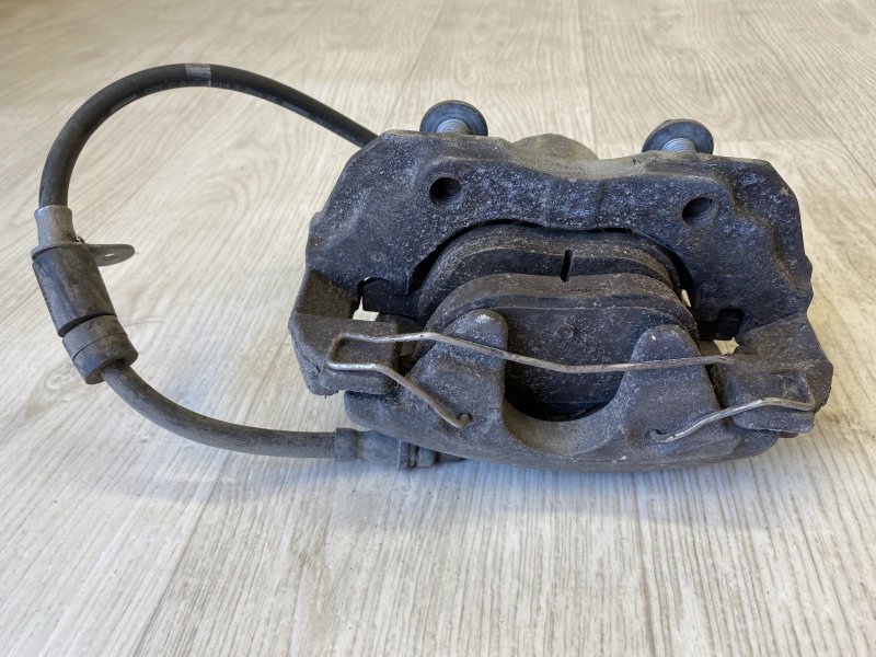 Суппорт тормозной передний левый FORD FOCUS 10-18 BK 2.0 XQDA