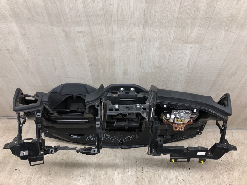 Торпедо FOCUS 10-18 2015 CB8 2.0 XQDA