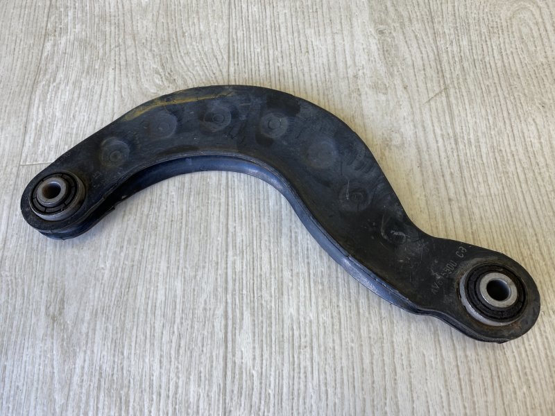 Рычаг задней подвески поперечный верхний FOCUS 10-18 2015 CB8 2.0 XQDA
