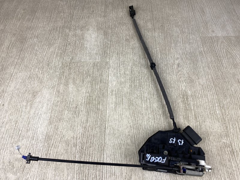 Замок двери передний правый FORD FOCUS 10-18 2015 CB8 2.0 XQDA F1EZ-58219A64-A Б/У