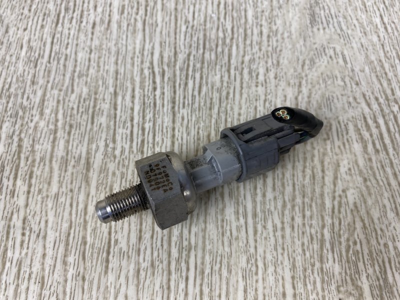 Датчик давления топлива FORD FOCUS 10-18 CB8 2.0 XQDA