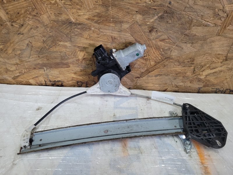 Стеклоподъемник задний левый SUBARU IMPREZA WRX 10-14 GH Хетчбек 2.5 EJ255