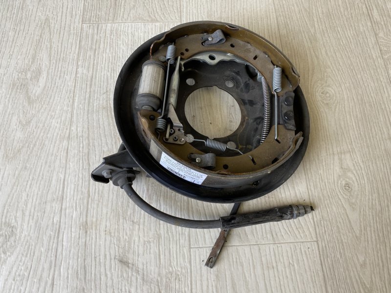 Тормозной механизм левый FORD FOCUS 10-18 2016 CB8 2.0 XQDA CP9Z-2212-A Б/У