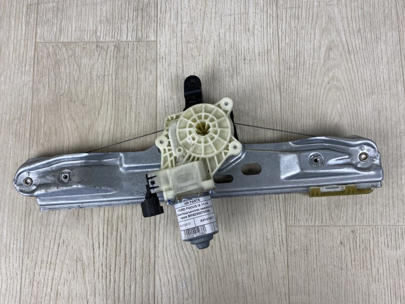 Стеклоподъемник задний правый FORD FOCUS 10-18 2016 CB8 2.0 XQDA CP9Z-5423395-A Б/У